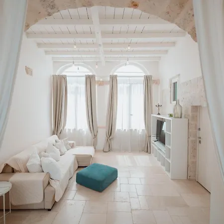 Le Arcate Sul Mare Μπισέλιε